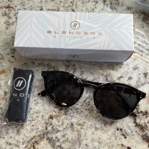 NEW Blenders sunglasses